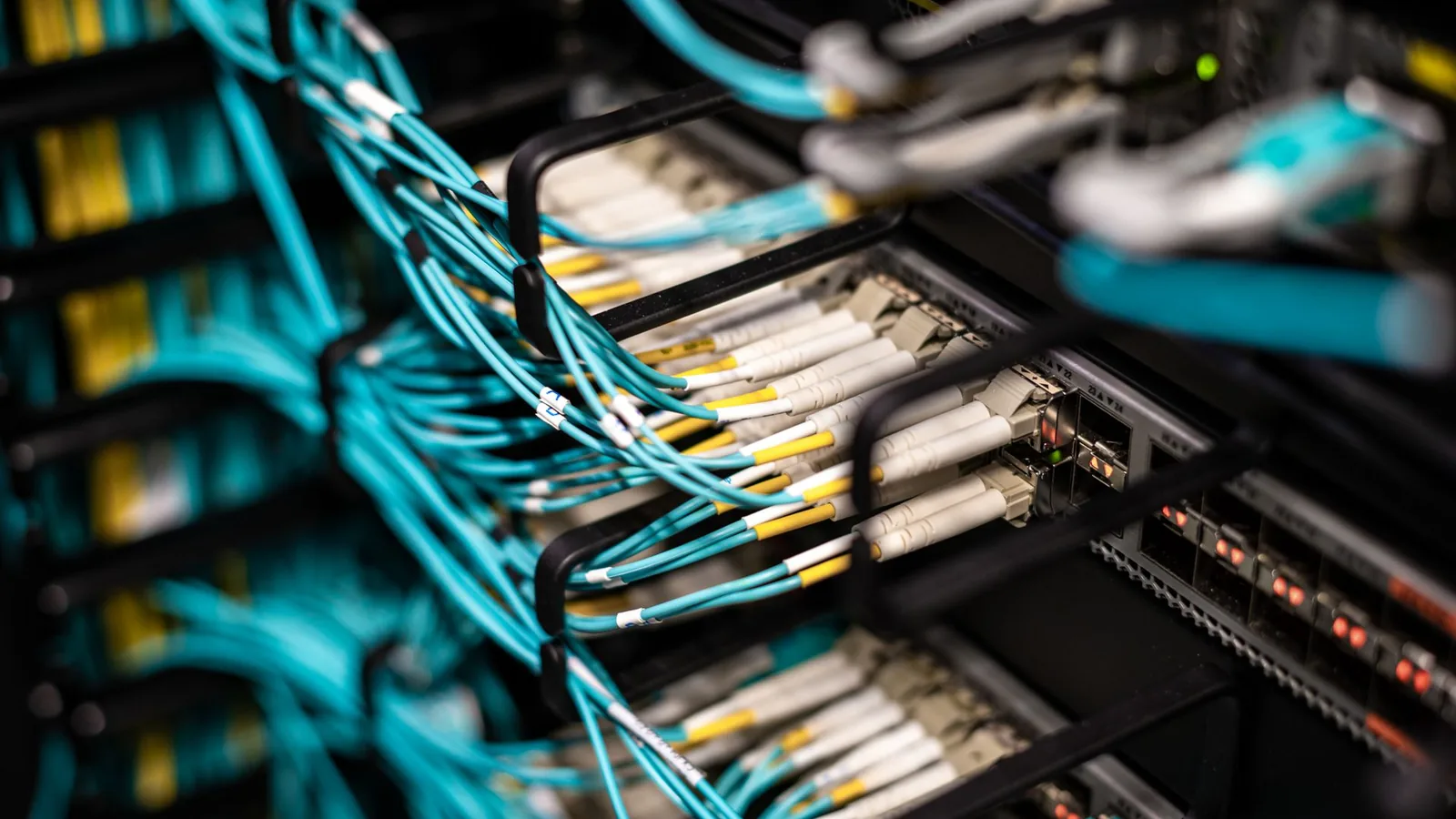 Infrastruktura a centrální technologie